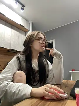 doll lol  online show from 3, 2, 2025