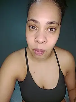 Snapshot of Su_Duarte_1 chatting on 28, 7, 2026 Su Duarte 1 online show from 28, 7, 2026