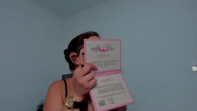 Miaa Garcia online show from 23, 10, 2025