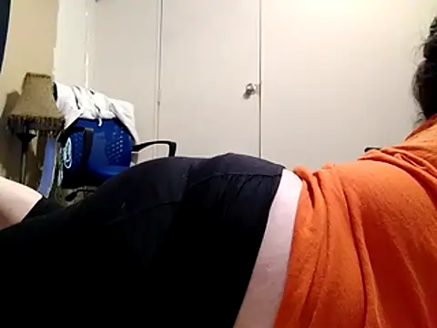 Snapshot of missthickness35_Pika chatting on 9, 11, 2025 missthickness35 Pika online show from 9, 11, 2025