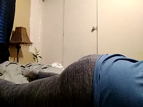 Snapshot of missthickness35_Pika chatting on 21, 11, 2025 missthickness35 Pika online show from 21, 11, 2025