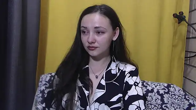 Snapshot of StacyMind chatting on 4, 12, 2025 StacyMind online show from 4, 12, 2025