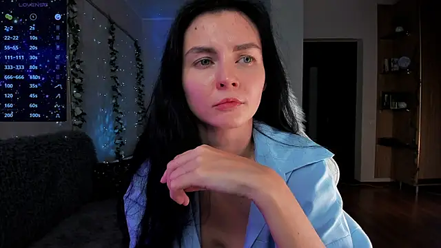 -danae- online show from 10, 12, 2024