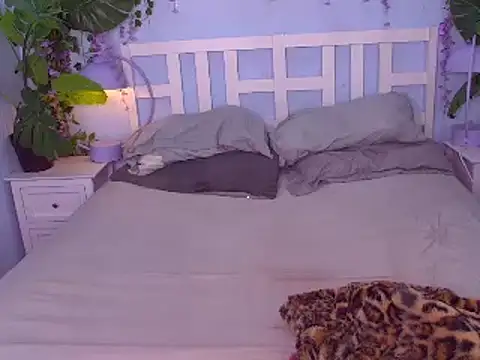 FerrariRedxBabestation online show from 12, 3, 2025