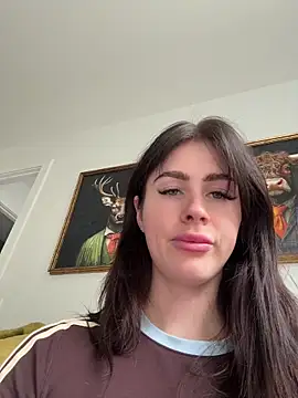 Snapshot of aus_queen chatting on 17, 7, 2026 aus queen online show from 17, 7, 2026