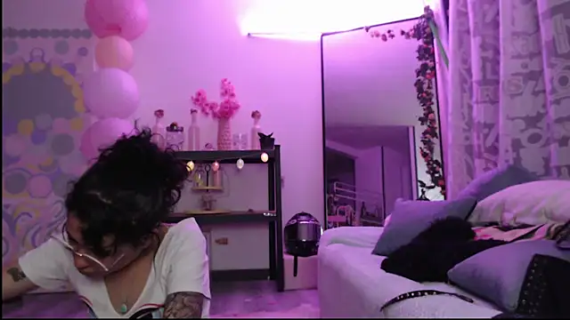 Hellen dumont online show from 11, 4, 2026