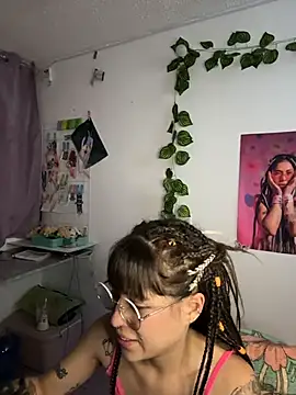 Snapshot of Hellen_dumont chatting on 13, 6, 2026 Hellen dumont online show from 13, 6, 2026