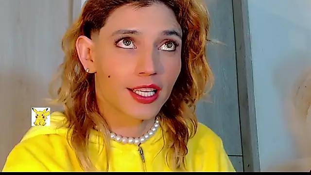 Snapshot of honey_skin chatting on 7, 3, 2025 honey skin online show from 7, 3, 2025