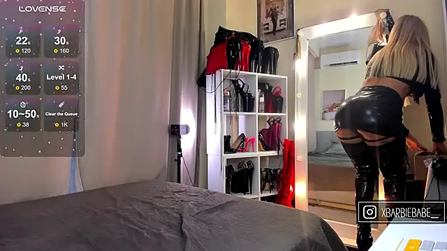 XBarbieBabeX online show from 14, 12, 2025