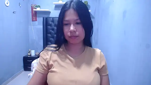 Letty Plugxo online show from 17, 3, 2026