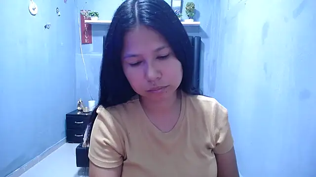 Snapshot of Letty_Plugxo chatting on 23, 4, 2026 Letty Plugxo online show from 23, 4, 2026