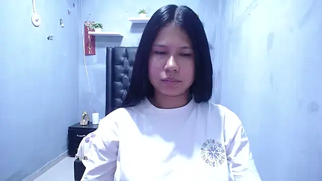 Snapshot of Letty_Plugxo chatting on 19, 5, 2026 Letty Plugxo online show from 19, 5, 2026