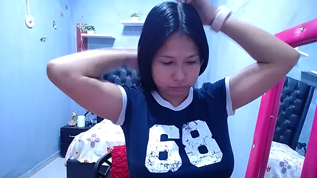 Snapshot of Letty_Plugxo chatting on 25, 5, 2026 Letty Plugxo online show from 25, 5, 2026