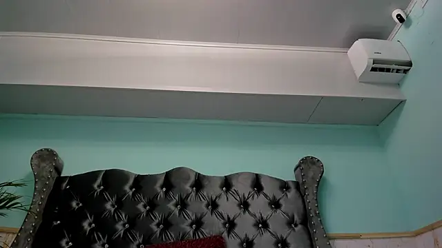 Snapshot of alice_greco chatting on 13, 12, 2024 alice greco online show from 13, 12, 2024