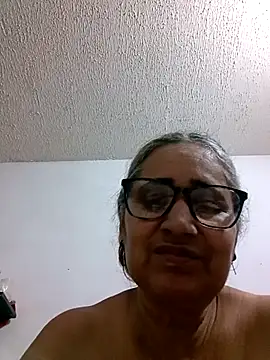 Snapshot of _candi chatting on 15, 12, 2025 candi online show from 15, 12, 2025