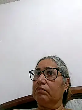 Snapshot of _candi chatting on 5, 4, 2026 candi online show from 5, 4, 2026