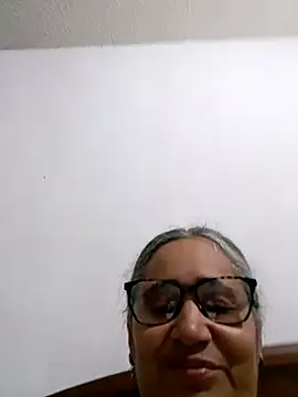 Snapshot of _candi chatting on 24, 4, 2026 candi online show from 24, 4, 2026