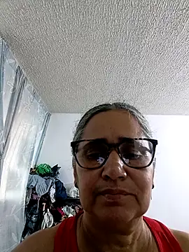 Snapshot of _candi chatting on 26, 4, 2026 candi online show from 26, 4, 2026