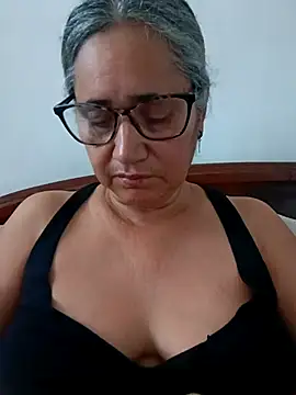 Snapshot of _candi chatting on 30, 4, 2026 candi online show from 30, 4, 2026