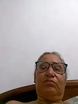 Snapshot of _candi chatting on 2, 5, 2026 candi online show from 2, 5, 2026