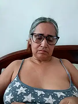 Snapshot of _candi chatting on 2, 5, 2026 candi online show from 2, 5, 2026
