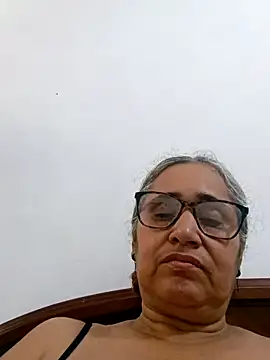 Snapshot of _candi chatting on 10, 5, 2026 candi online show from 10, 5, 2026