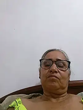 Snapshot of _candi chatting on 18, 5, 2026 candi online show from 18, 5, 2026