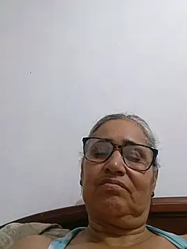Snapshot of _candi chatting on 20, 5, 2026 candi online show from 20, 5, 2026