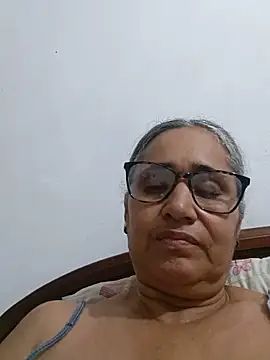 Snapshot of _candi chatting on 30, 5, 2026 candi online show from 30, 5, 2026