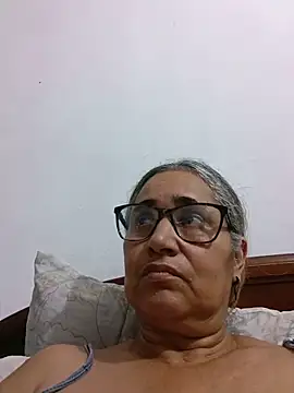 Snapshot of _candi chatting on 9, 6, 2026 candi online show from 9, 6, 2026