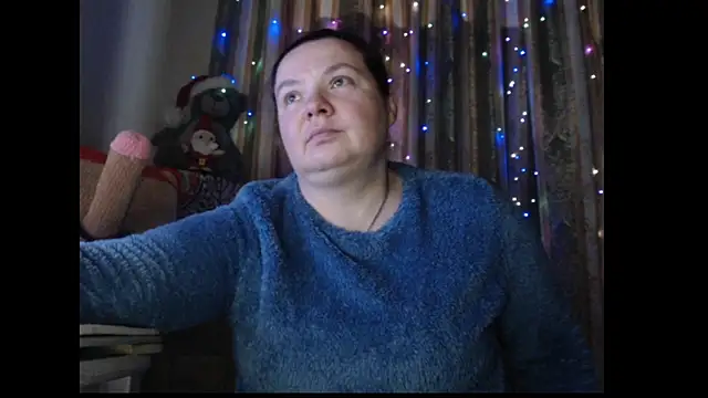 amorelara online show from 2, 12, 2025