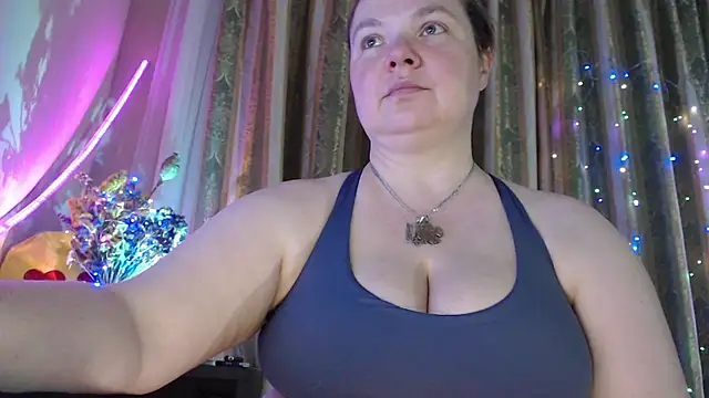 Snapshot of amorelara chatting on 25, 6, 2026 amorelara online show from 25, 6, 2026