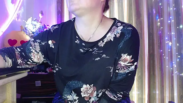 Snapshot of amorelara chatting on 10, 7, 2026 amorelara online show from 10, 7, 2026