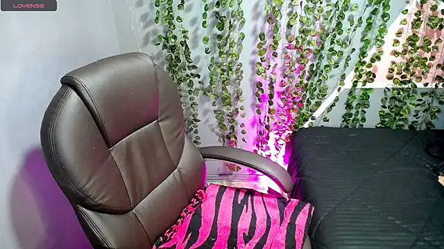 Snapshot of Alaska_atm chatting on 22, 1, 2025 Alaska atm online show from 22, 1, 2025