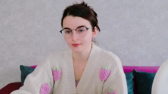 Miss Arwen online show from 1, 12, 2025