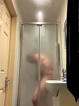 Snapshot of Shyboy817 chatting on 11, 11, 2025 Shyboy817 online show from 11, 11, 2025