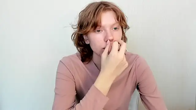 StellaDavis online show from 12, 3, 2026