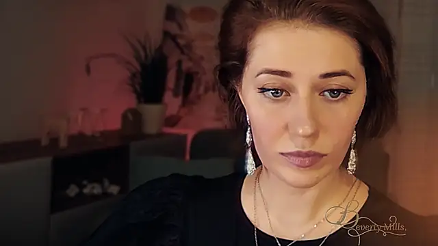 MissBeverlyMills online show from 18, 1, 2026