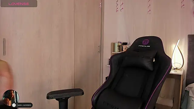 Snapshot of Melina_Ferrer1 chatting on 15, 11, 2025 Melina Ferrer1 online show from 15, 11, 2025