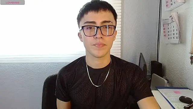 santi-fabulous online show from 28, 12, 2024