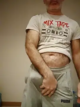 Snapshot of takcikarr chatting on 17, 11, 2025 takcikarr online show from 17, 11, 2025