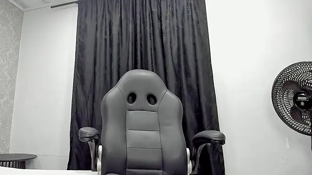 andrew rose  online show from 10, 2, 2025