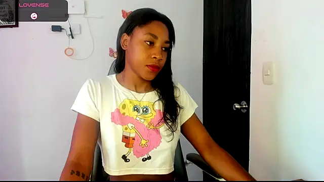 Snapshot of Nala_j8 chatting on 4, 3, 2025 Nala j8 online show from 4, 3, 2025