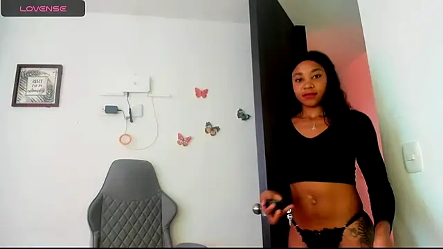 Snapshot of Nala_j8 chatting on 12, 3, 2025 Nala j8 online show from 12, 3, 2025