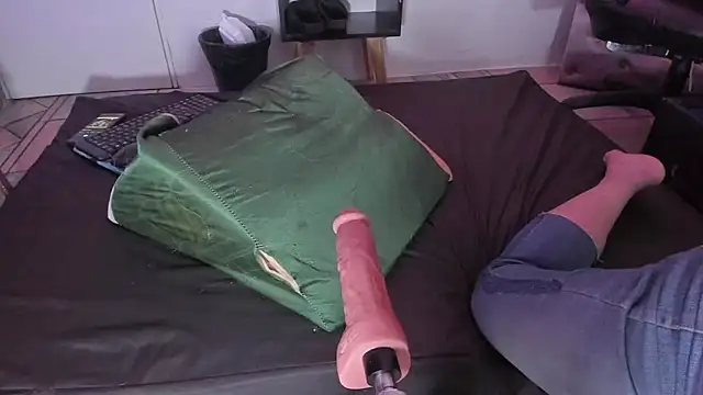 Lina23  online show from 24, 1, 2025