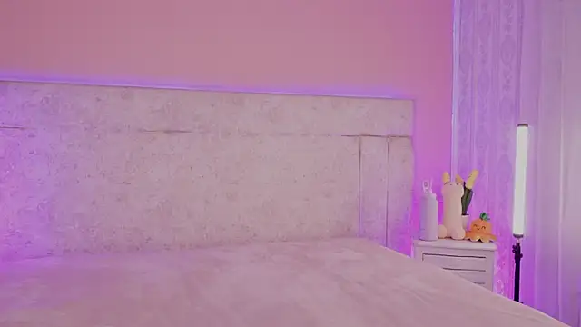 VeronicaMartiin online show from 5, 3, 2026