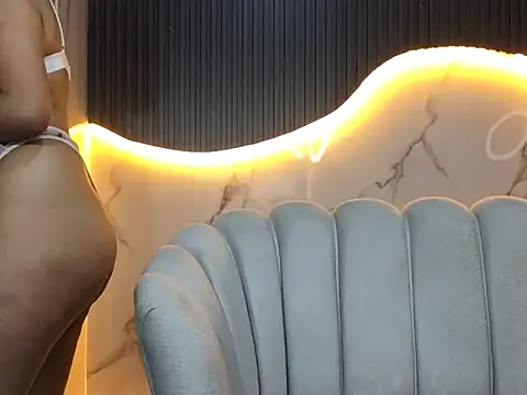 victoria castillo b online show from 6, 2, 2026