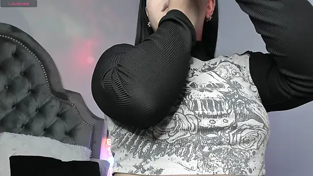 Snapshot of atena_hill chatting on 3, 11, 2025 atena hill online show from 3, 11, 2025