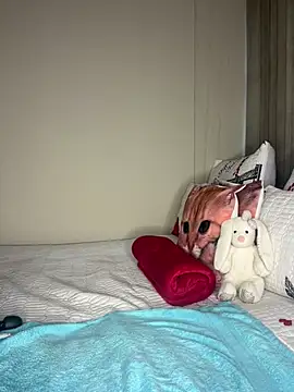 Kinkyy  online show from 4, 2, 2025