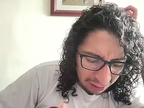 littlelatinhunter online show from 7, 1, 2026